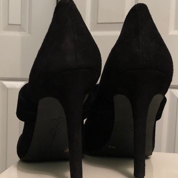 SHOES - Picture 7 of 8